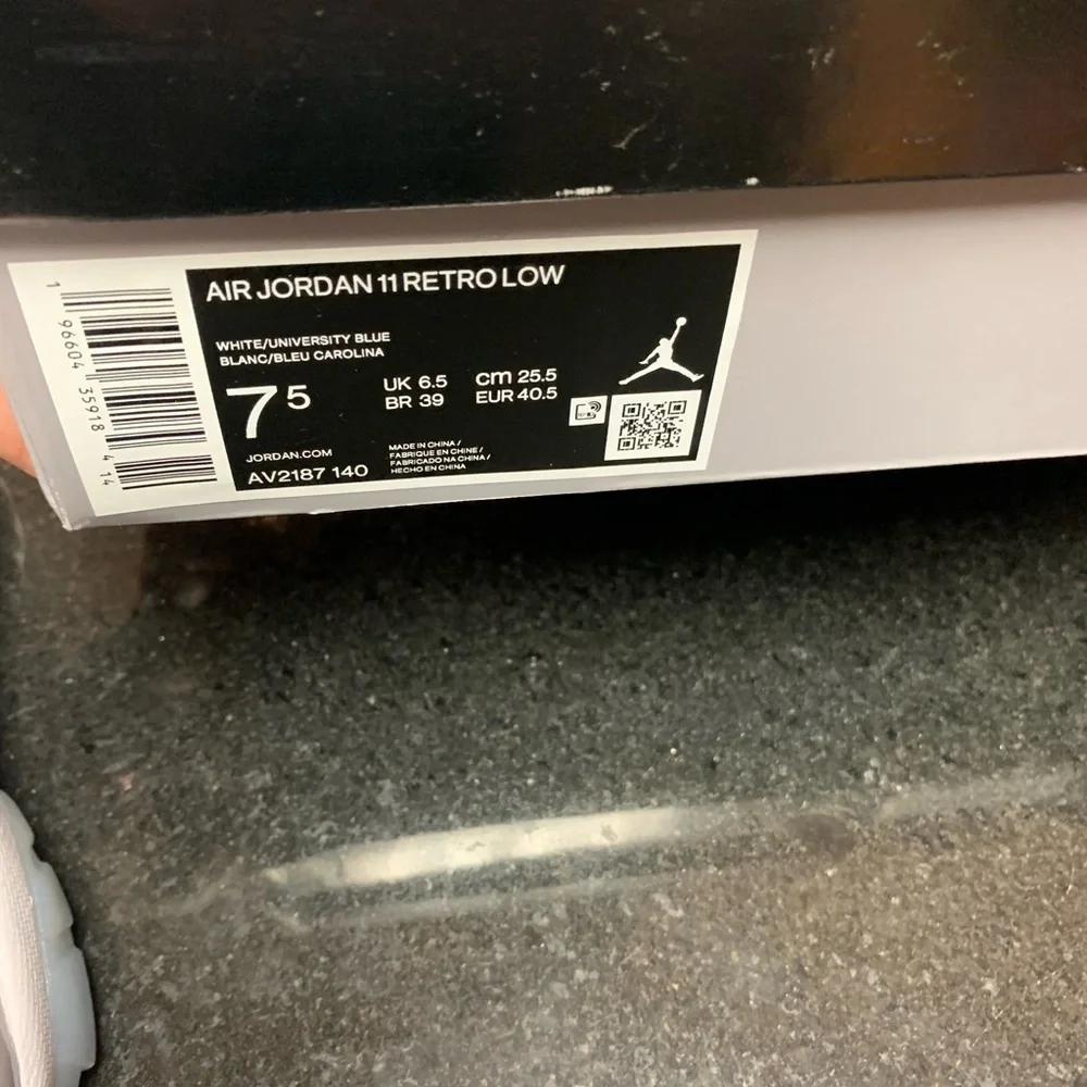 2023 Air Jordan 11 Retro Low 'Cement Grey' Sz 7.5 Nwb